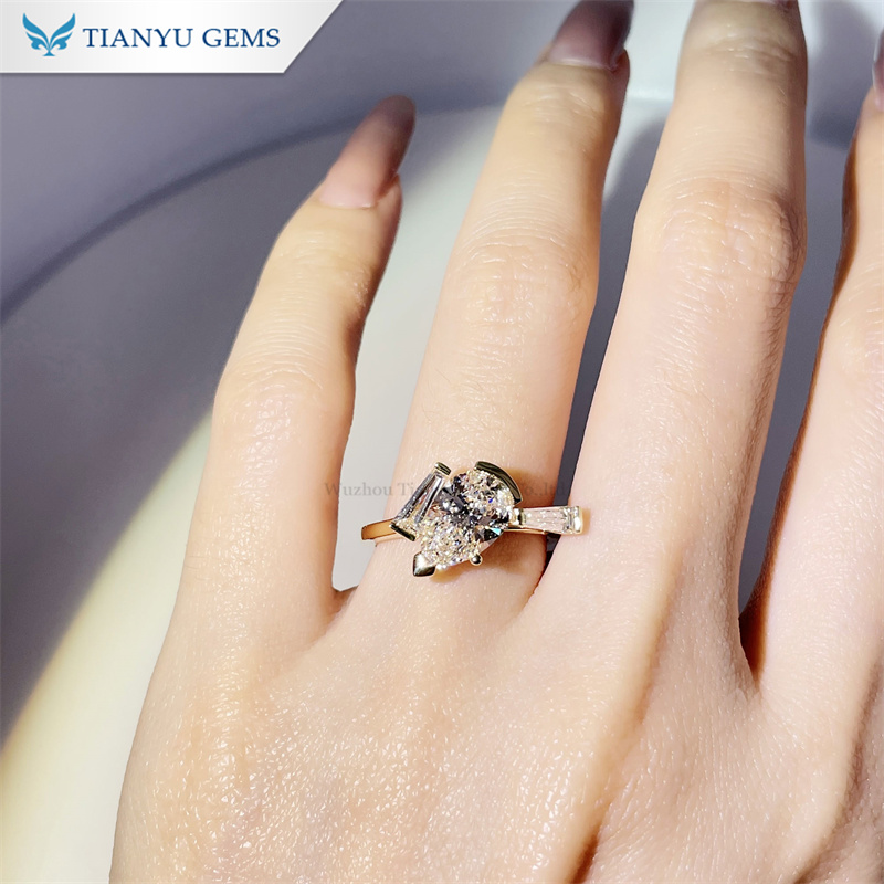 Tianyu Gems Pear Shaped Lab Grown Diamond Ring 14K Yellow Gold Ring 4