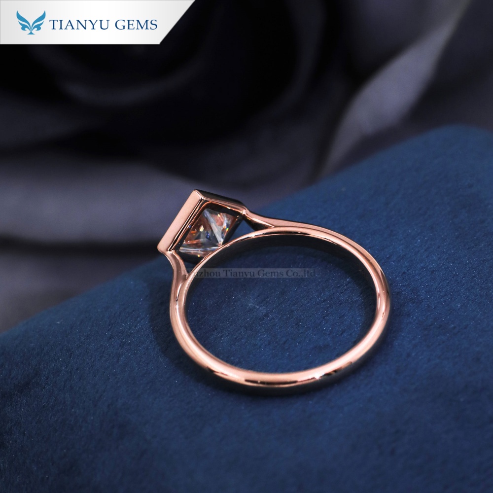 Tianyu Gems Rose Gold Princess Cut Solitaire Ring 14k Moissanite Engagement Ring 3