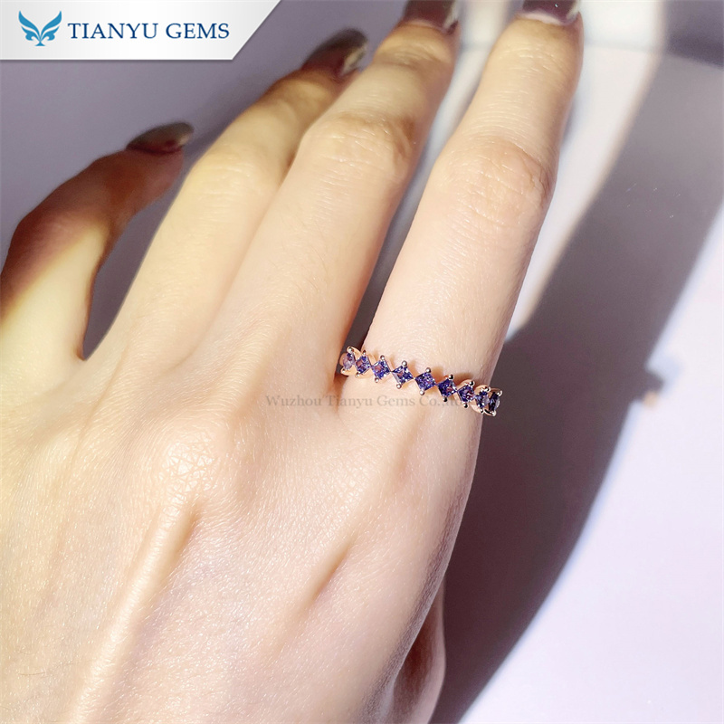 10K Rose Gold Sapphire Ring Band: Elegant Craftsmanship for All Occasions 4