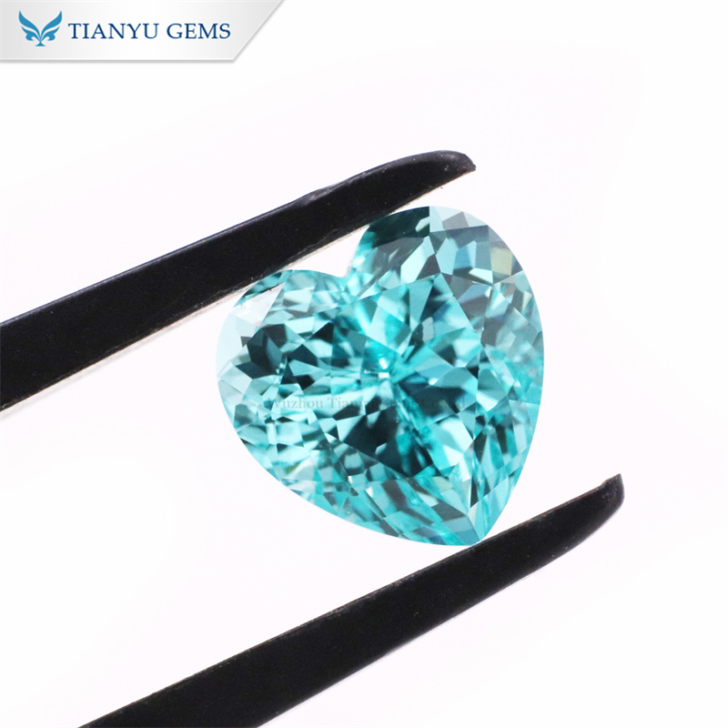 พลอยแซฟไฟร์พาราอิบาสังเคราะห์รูปหัวใจ 8