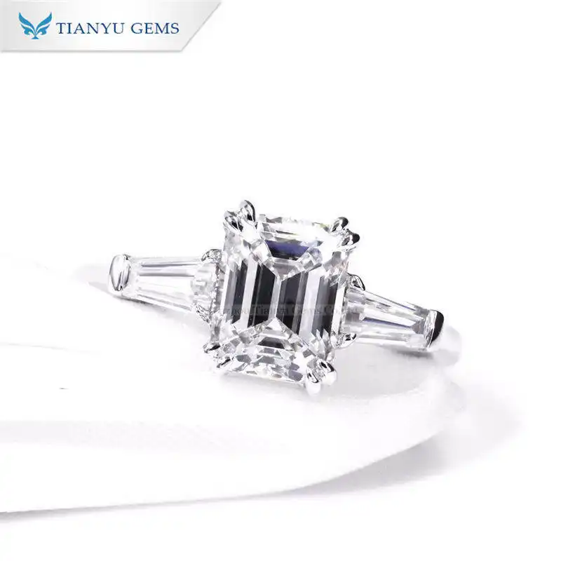 Tianyu Gems 14K white gold  lab grown diamond classic four claw diamond ring women's ring proposal three diamond ring 1