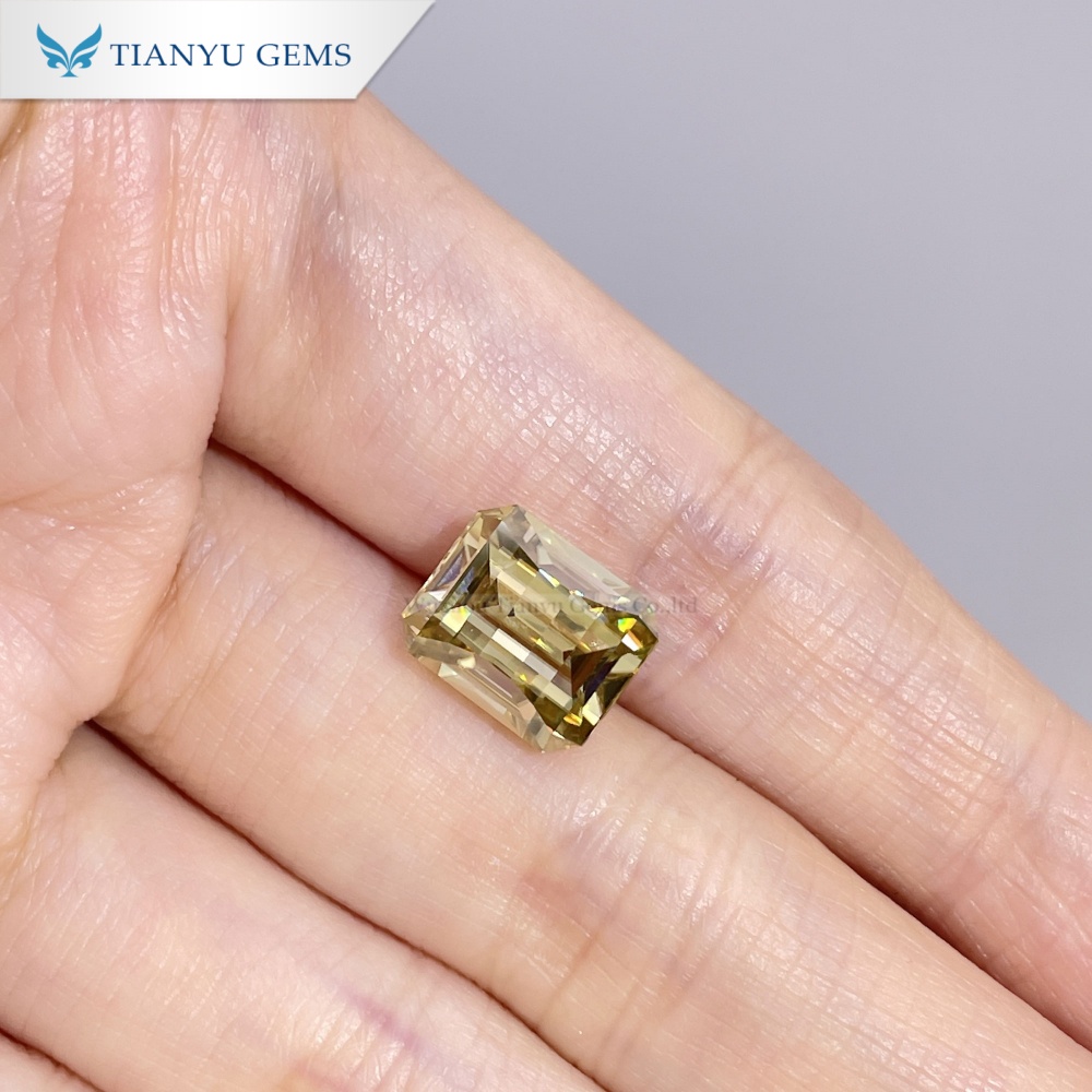 Kim cương Moissanite vàng cắt hình bát giác pixel 7