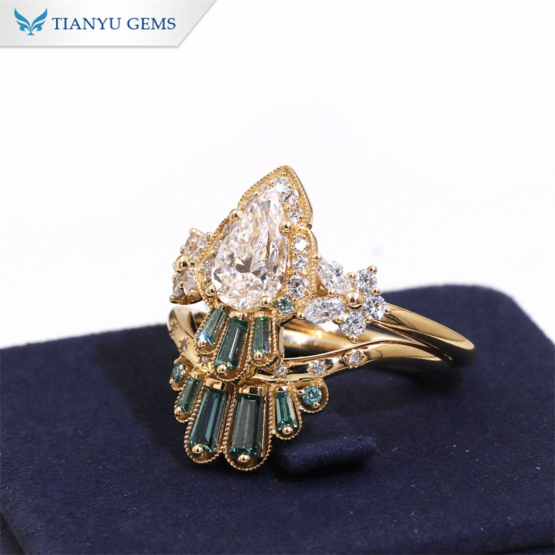 High-quality emerald engagement ring set Company | Tianyu gems 2