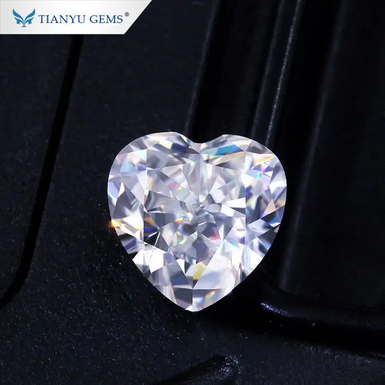 톈위 젬스 DEF 화이트 하트 노멀 컷 합성 모이사나이트 루스 (주얼리용) 1