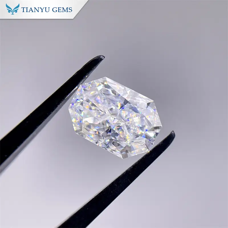 Customized Tianyu Gems Long Octagon Crushed Ice Cut DEF White Moissanite manufacturers From China 1