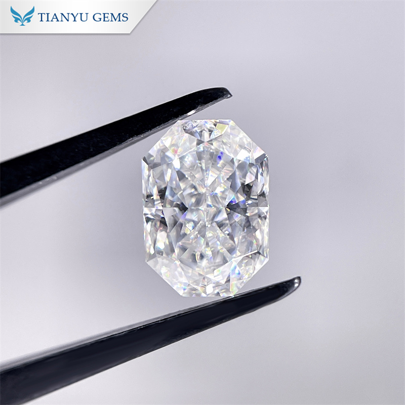 Customized Tianyu Gems Long Octagon Crushed Ice Cut DEF White Moissanite manufacturers From China 10