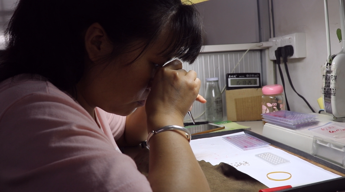 Tianyu gems Oval Lab Grown Blue Sapphire Hydrothermal Blue Sapphire Stone 10