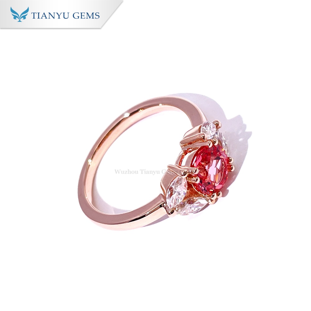 Tianyu Gems Cincin Paparacha Emas Mawar 14k dengan Berlian Buatan Laboratorium Potongan Marquise 3