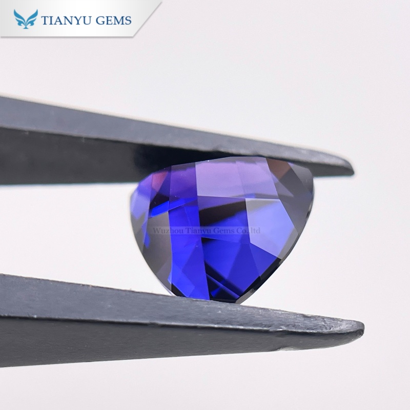 Customized Trillion Natural Cut Lab Grown Purple Blue Sapphire Gemstone 9