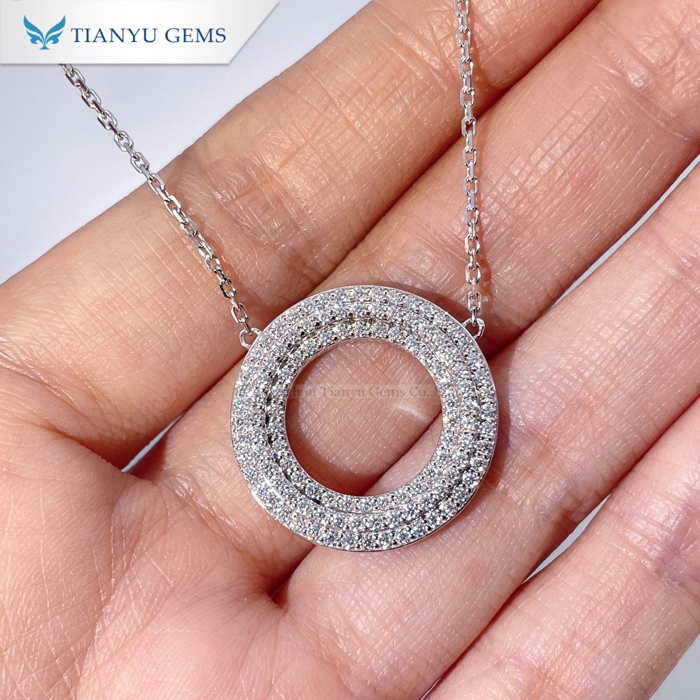 Dây chuyền vàng trắng hình tròn đính đá Moissanite hình tròn lồng trong vòng tròn. 6