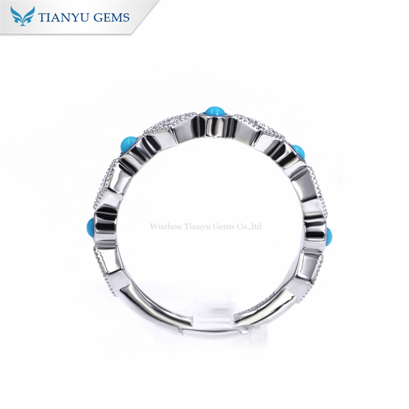 Anillo de turquesa y moissanita de Tianyu Gems, oro de 14k, con banda de turquesa blanca. 3
