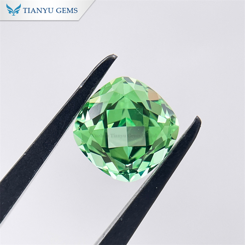 Handmade 8*8mm Cushion Natural Cut Light Green Lab Sapphire 7