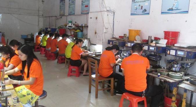 Tianyu Gems Customized Men Ring 10K 14K 18K Yellow Gold Excellent Colorless Moissanite Ring 14