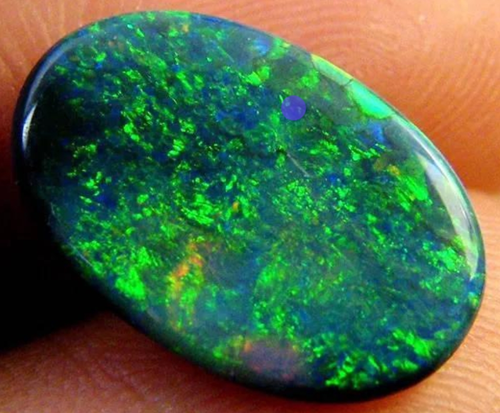 15 Types of Popular Green Gemstones 17