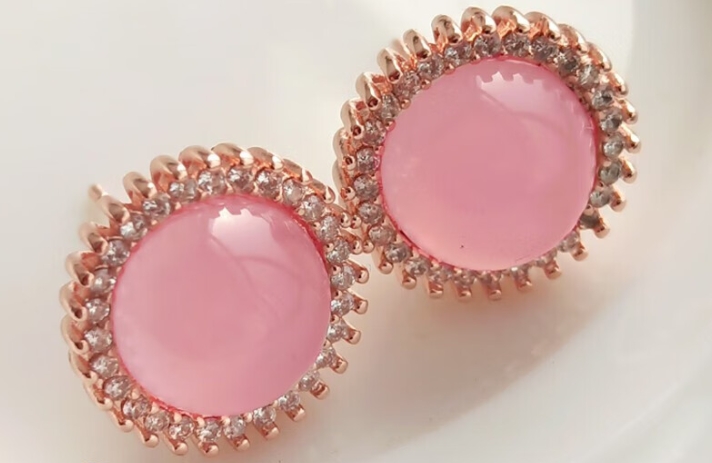 15 Popular Pink Gemstones You Need to Know About 14