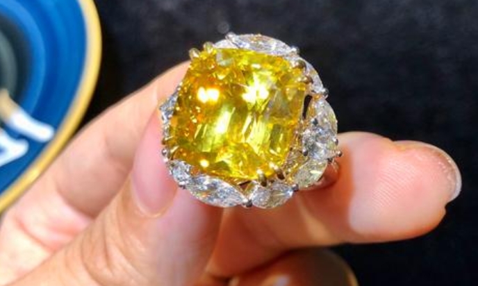 Top Yellow Gemstones: A Guide to Popular Choices 5