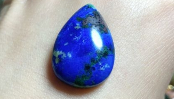 Populära typer av blå ädelstenar 12