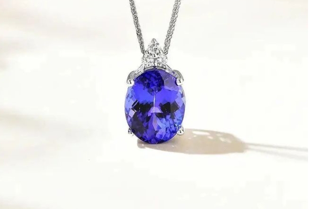 Populära typer av blå ädelstenar 8