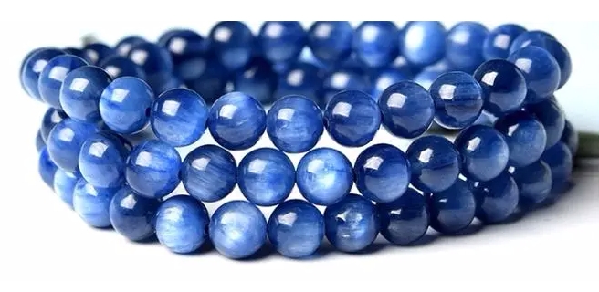 Populära typer av blå ädelstenar 10