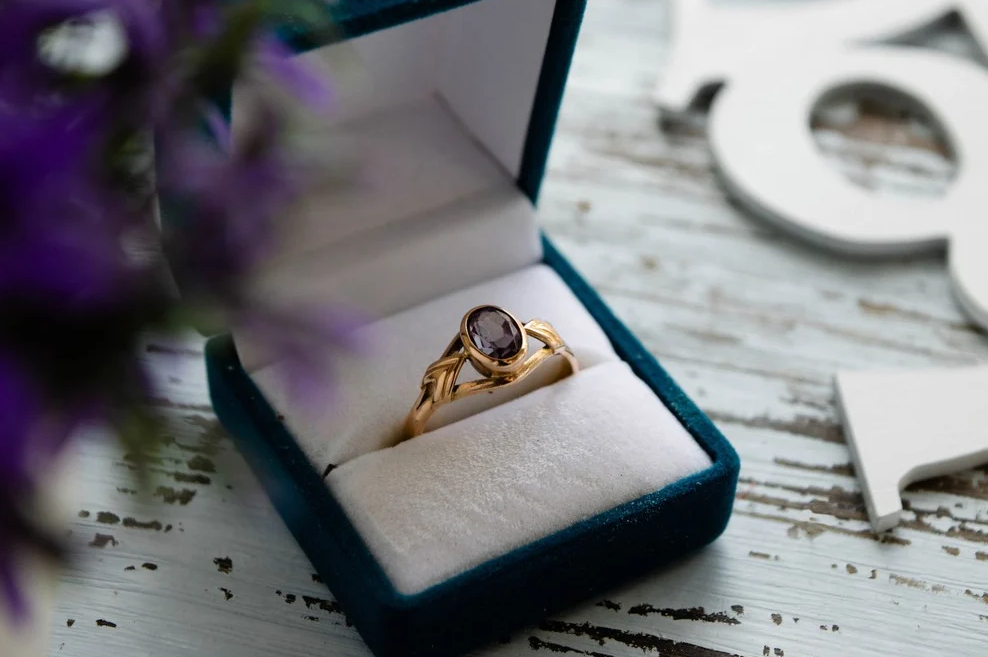 เกี่ยวกับเครื่องประดับอเล็กซานไดรต์ 5