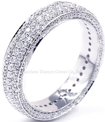 The Ultimate Guide to Men's Wedding Band Styles 11