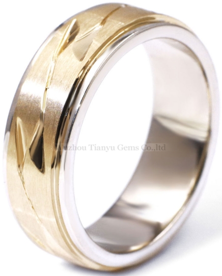 The Ultimate Guide to Men's Wedding Band Styles 10