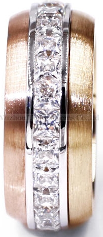 The Ultimate Guide to Men's Wedding Band Styles 6