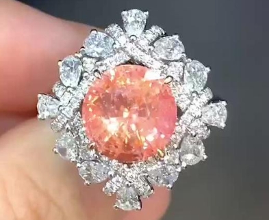 Ultimate Guide to Sapphires: Colors, Value, Origins, and Market Trends 9