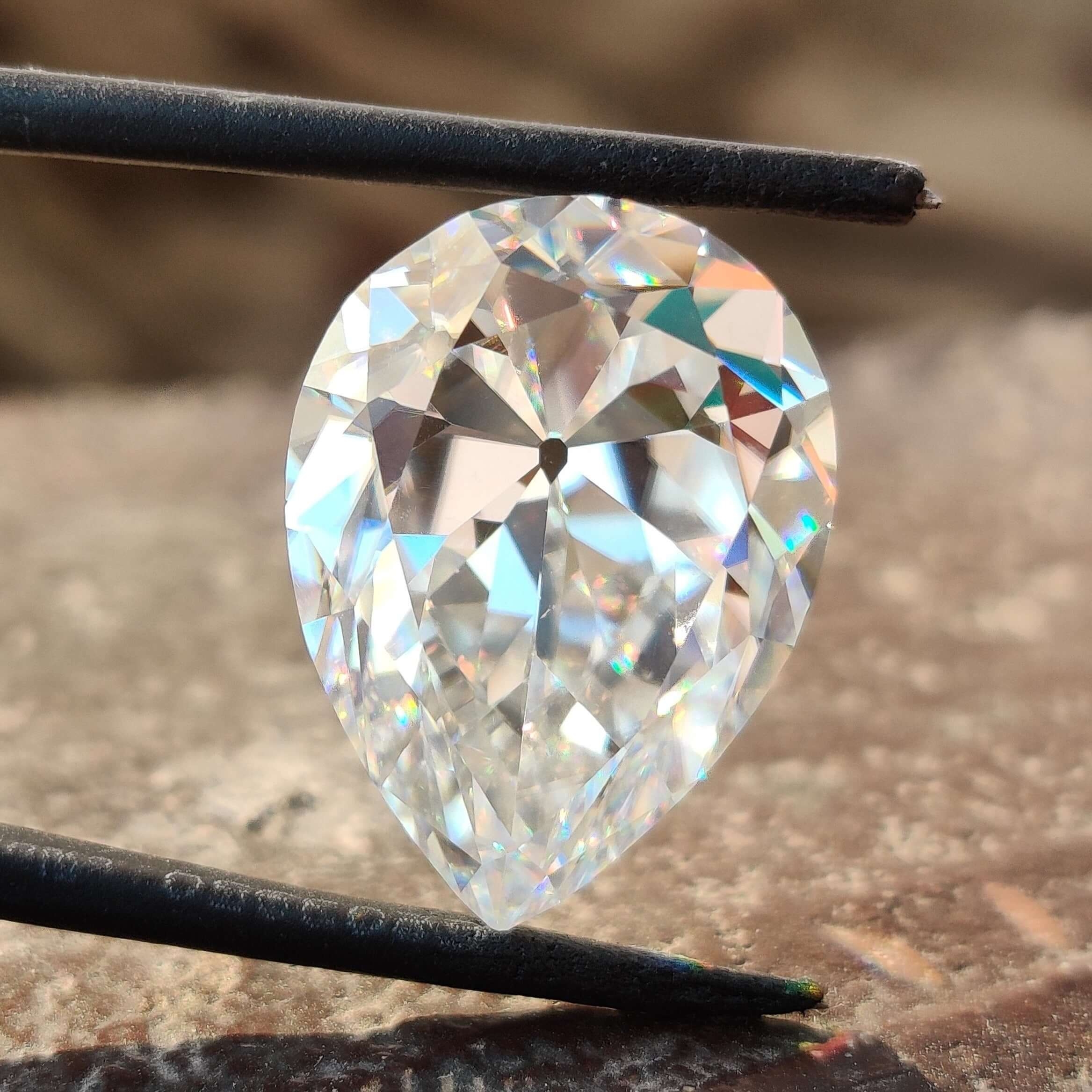 Tìm hiểu về các hình dạng kim cương cắt kiểu châu Âu 7