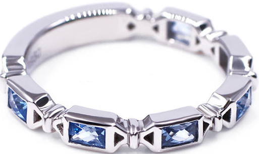 اكتشف الأناقة الخالدة لتصاميم خواتم الأبدية 5