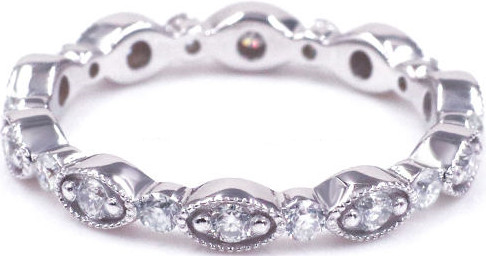 اكتشف الأناقة الخالدة لتصاميم خواتم الأبدية 4