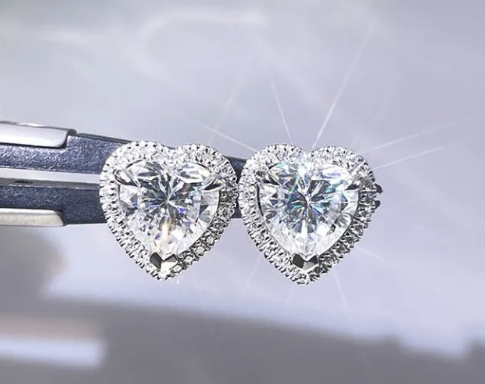 A Comprehensive Guide to Types of Earrings 10