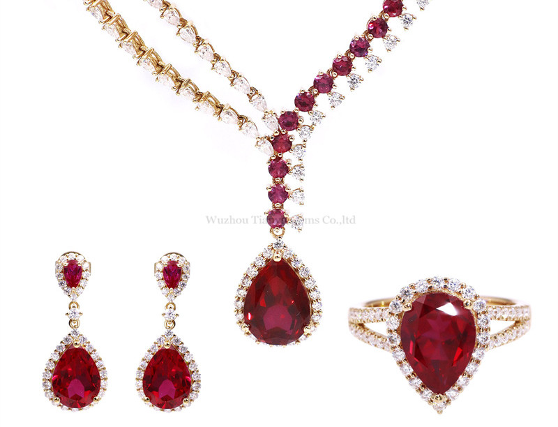 A Guide to Red Gemstones 17