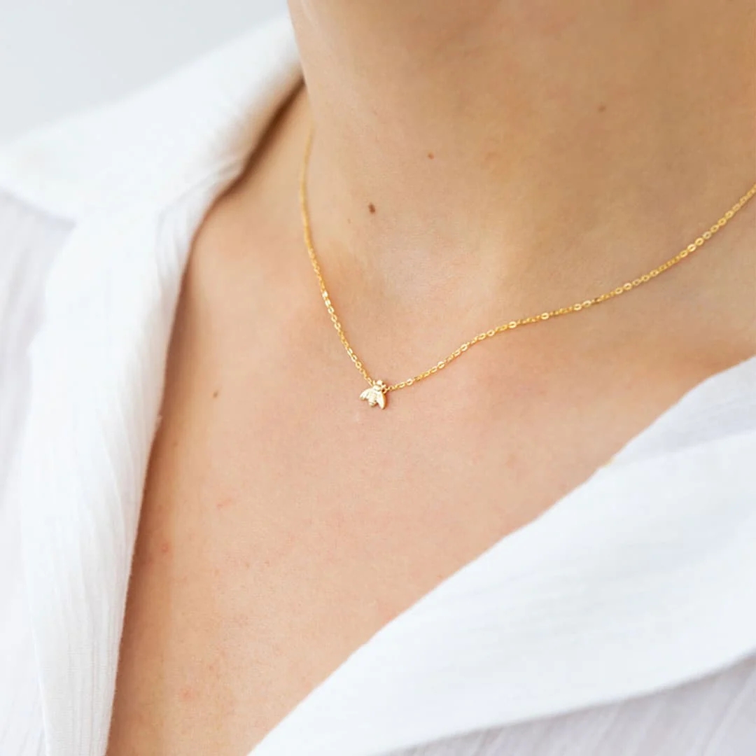 The Advantages and Disadvantages of Popular Necklace Styles 24