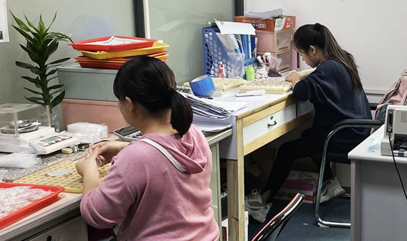 Przewodnik krok po kroku po procesie tworzenia wykwintnej biżuterii na zamówienie 7