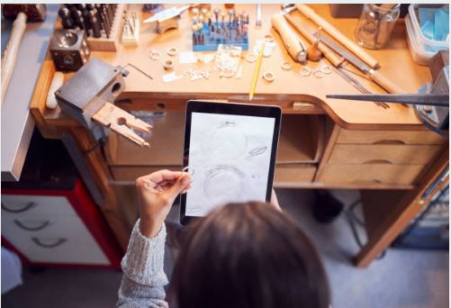 Przewodnik krok po kroku po procesie tworzenia wykwintnej biżuterii na zamówienie 1