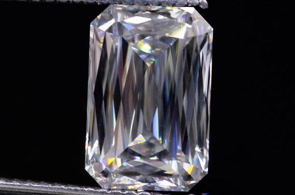 คู่มือฉบับสมบูรณ์เกี่ยวกับการเจียระไนโมอิสซาไนต์: เผยความงดงามของทุกรูปทรง 7