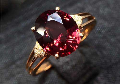 El fascinante mundo de las gemas que cambian de color 7