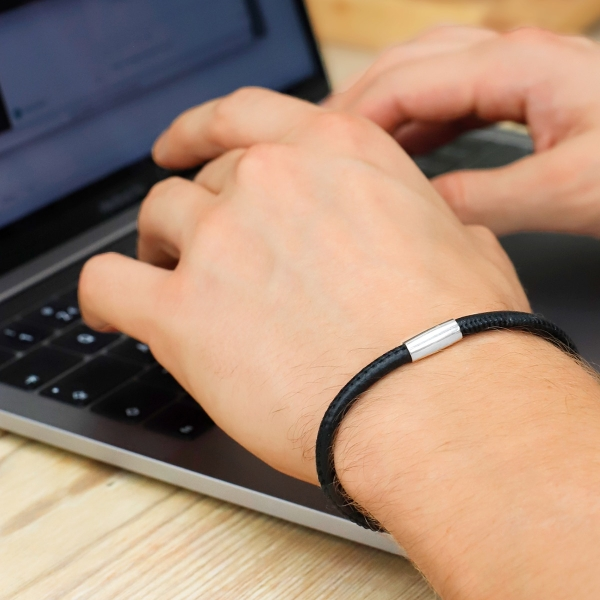 Ano ang Kaalaman tungkol sa mga pulseras? 6