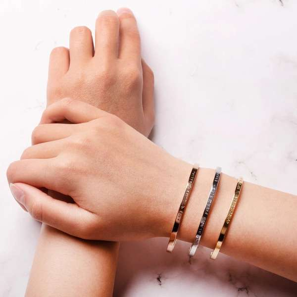 Ano ang Kaalaman tungkol sa mga pulseras? 1