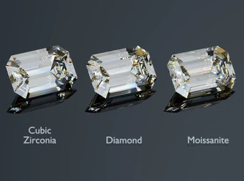 モアッサナイト vs. キュービックジルコニア 1