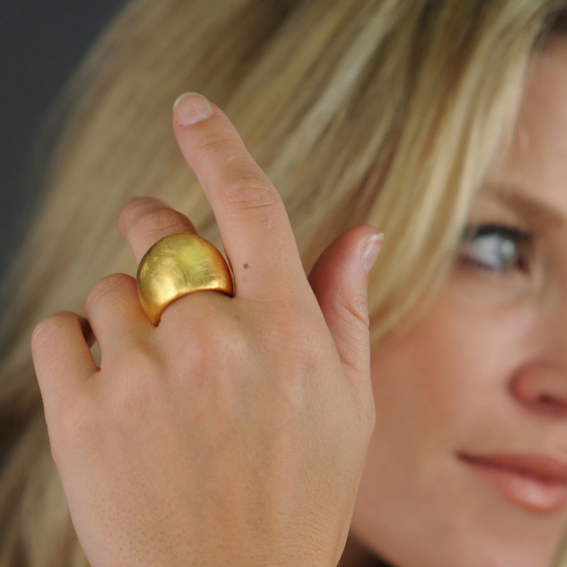 How to Choose a Ring Thickness Based on Your Lifestyle 8