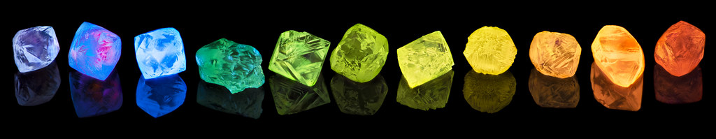 What is fluorescent diamonds 5