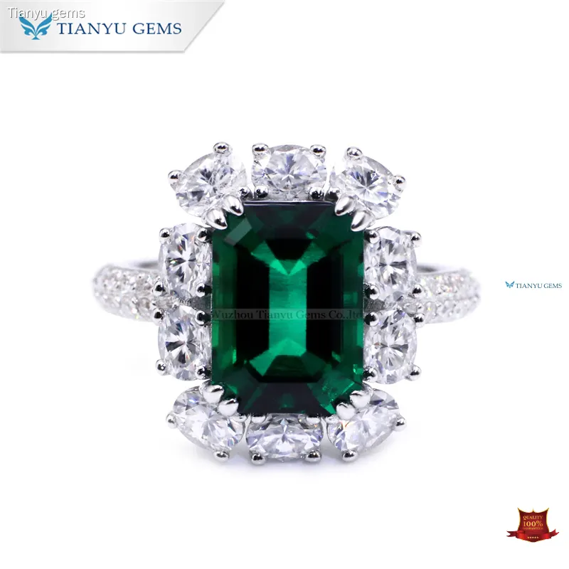 Zambian Emerald Moissanite Ring - Luxury Women's Jewelry 1