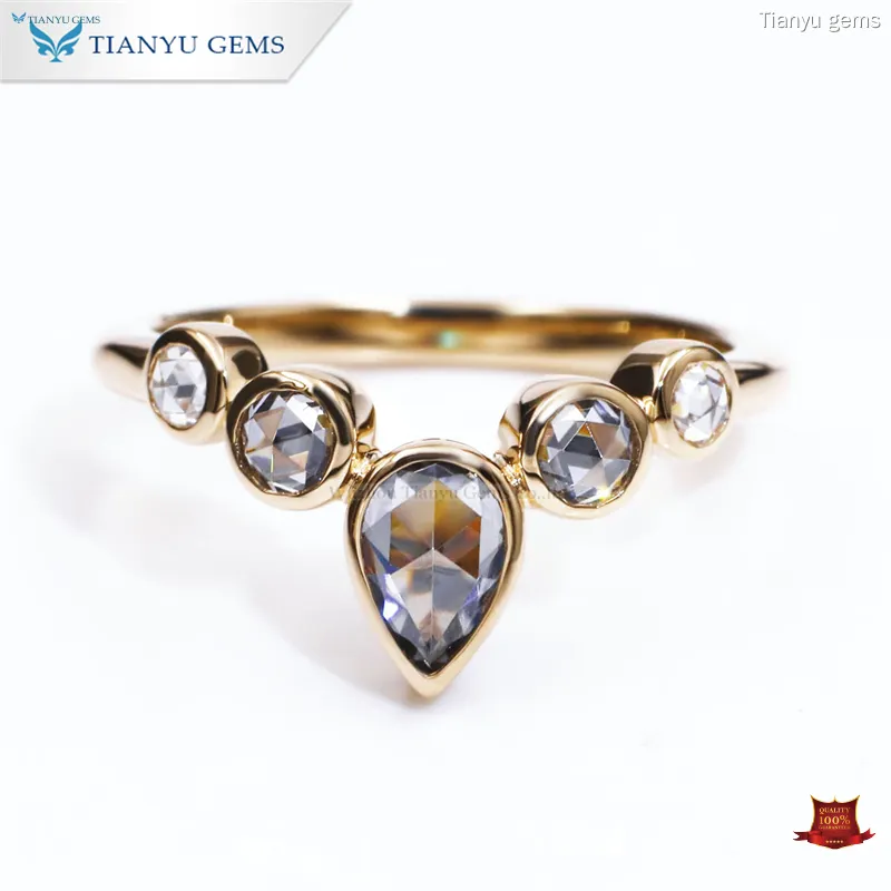 14k/18k Moissanite Diamond Ring - Custom Sizes, Elegant Design 1