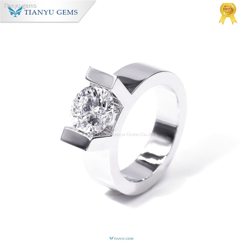 Fabryka spersonalizowanych męskich pierścionków z moissanitem | Tianyu Gems  