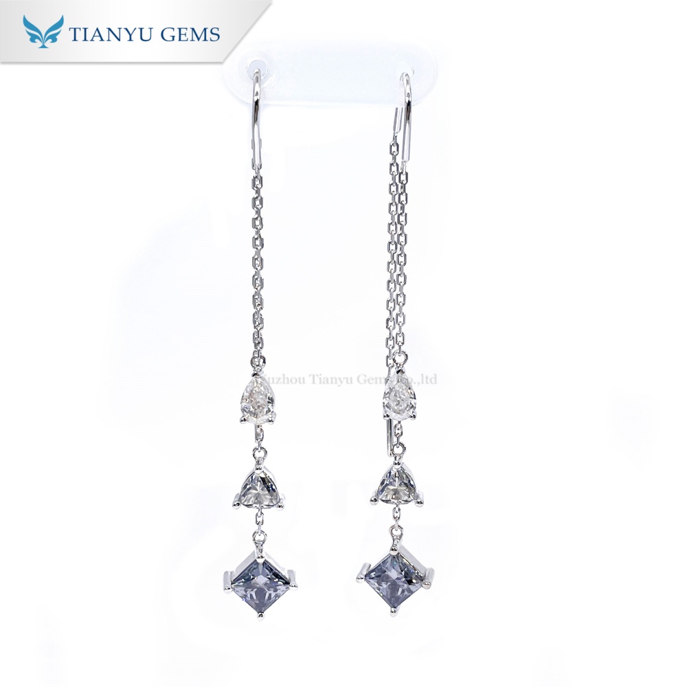 Anting-anting Emas Putih 14K Bentuk Geometris Beragam | Liontin Princess Abu-abu & Moissanite DEF 5