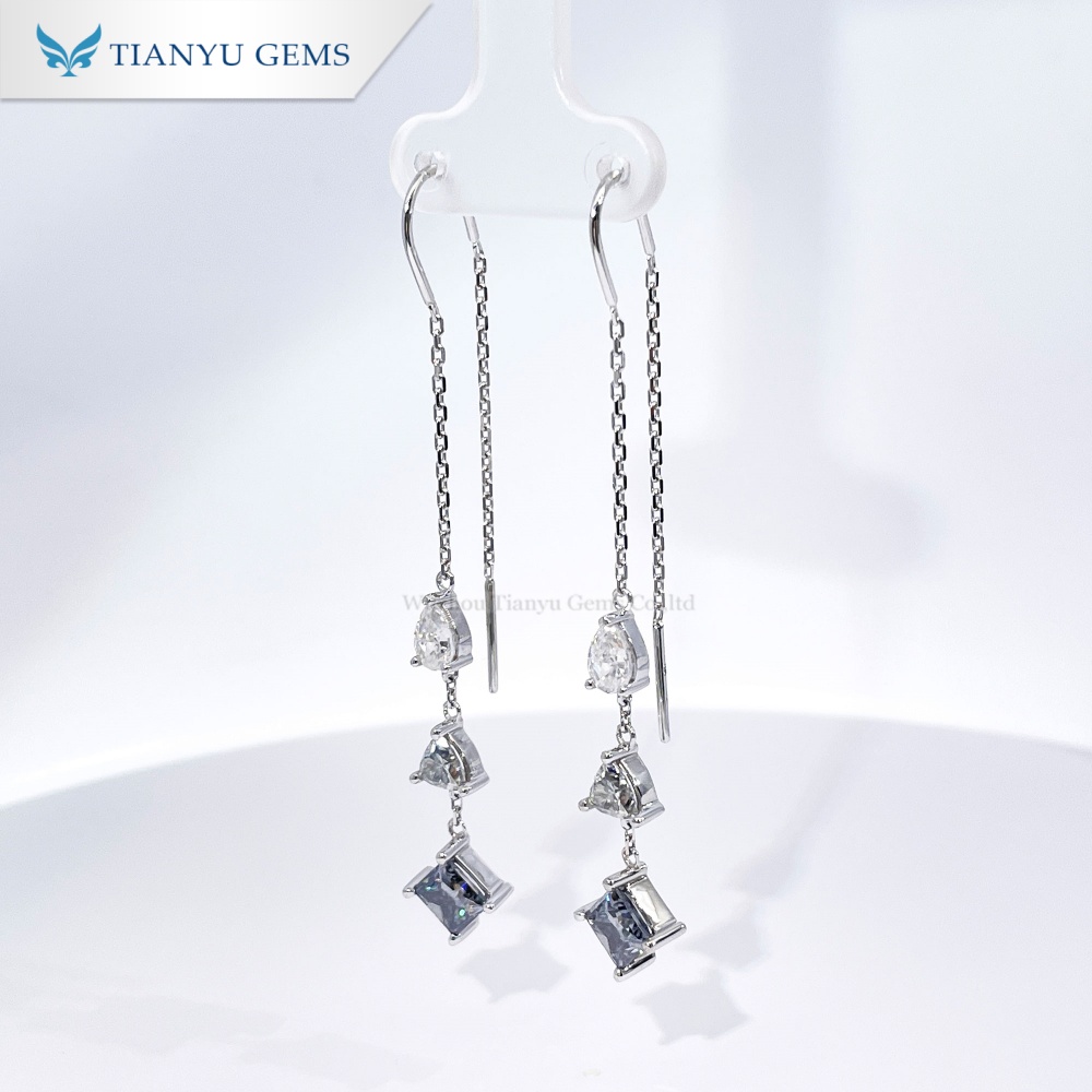 Anting-anting Emas Putih 14K Bentuk Geometris Beragam | Liontin Princess Abu-abu & Moissanite DEF 6