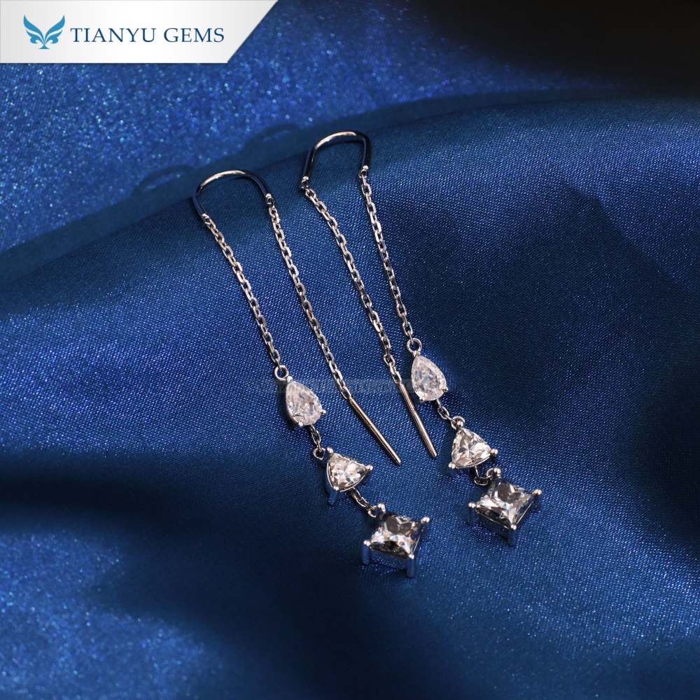 Anting-anting Emas Putih 14K Bentuk Geometris Beragam | Liontin Princess Abu-abu & Moissanite DEF 7