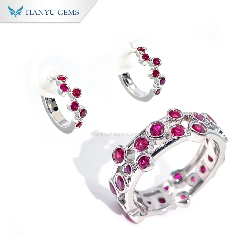 Set Cincin dan Anting Ruby Emas Putih 10K – Set Perhiasan Ruby Potongan Bulat 1